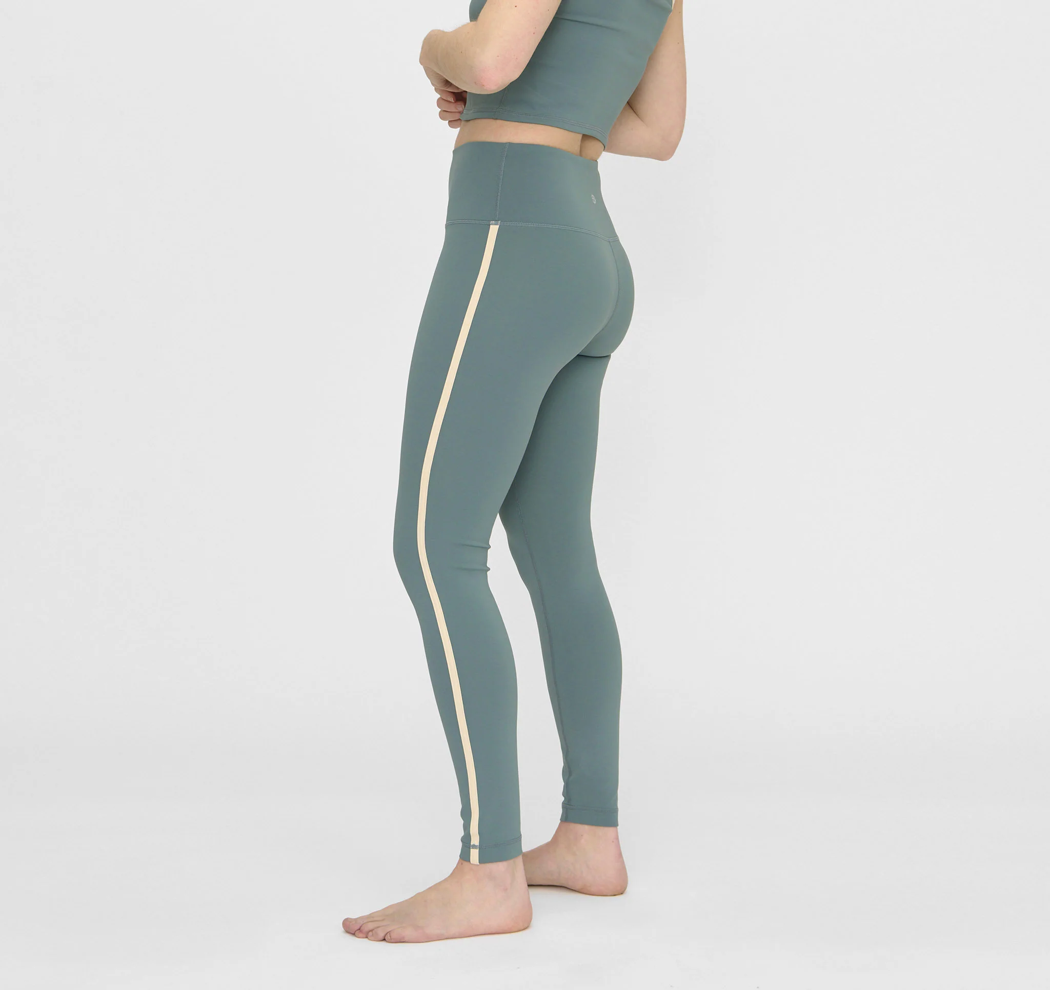 Active Flow Leggings - Image 2
